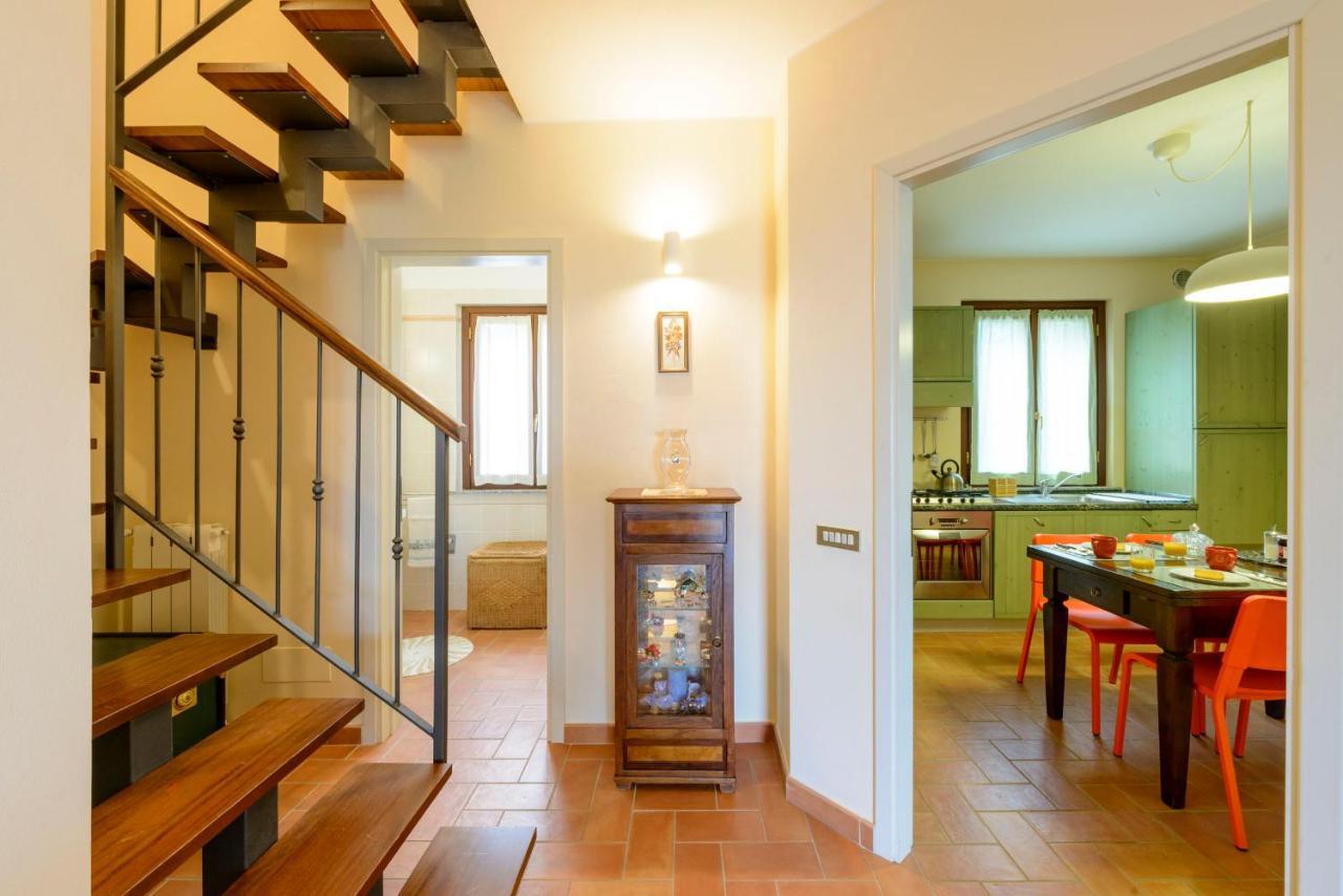 Вилла La Casa Di Claudia Губбио Экстерьер фото